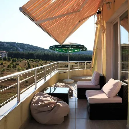 Laguna Penthouse